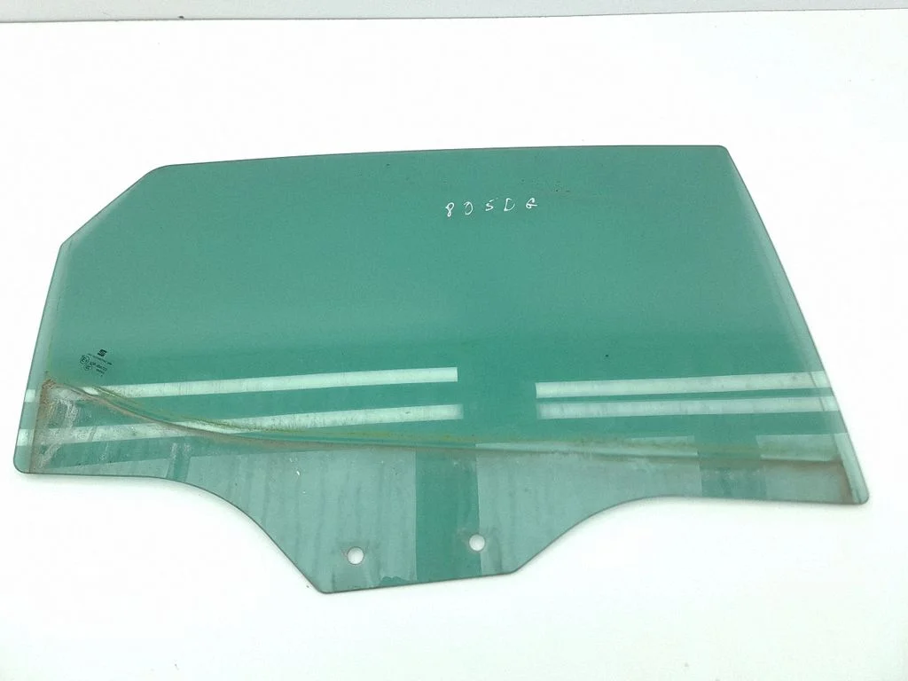 Rear door window glass – right