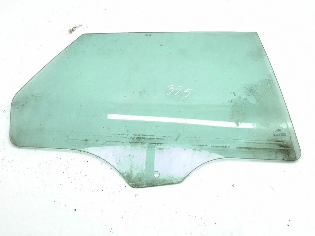 Rear door window glass – right
