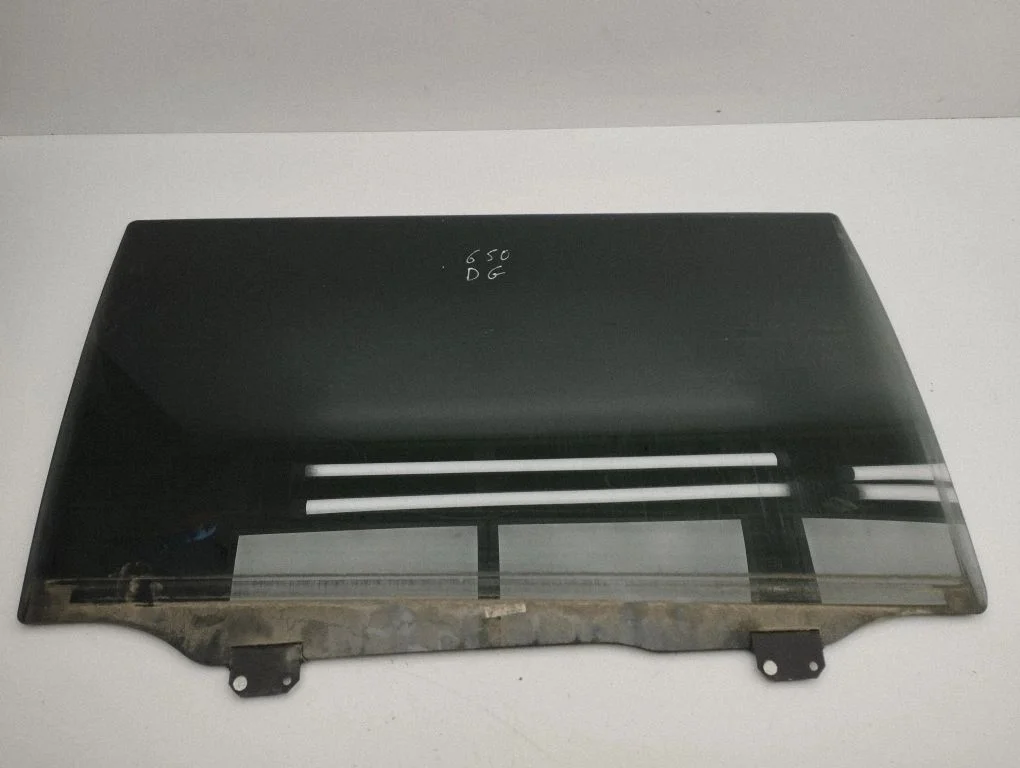 Galvenais aizmugurējo durvju stikls 511474AA