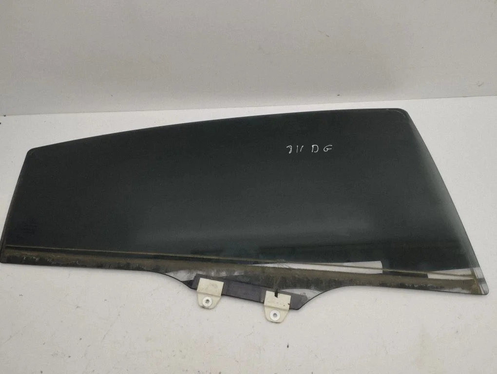 Rear door window glass – right
