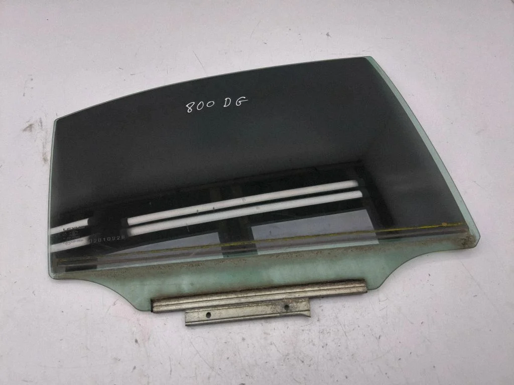 Rear door window glass – Lexus IS 220D-250-350 (2006-2013)