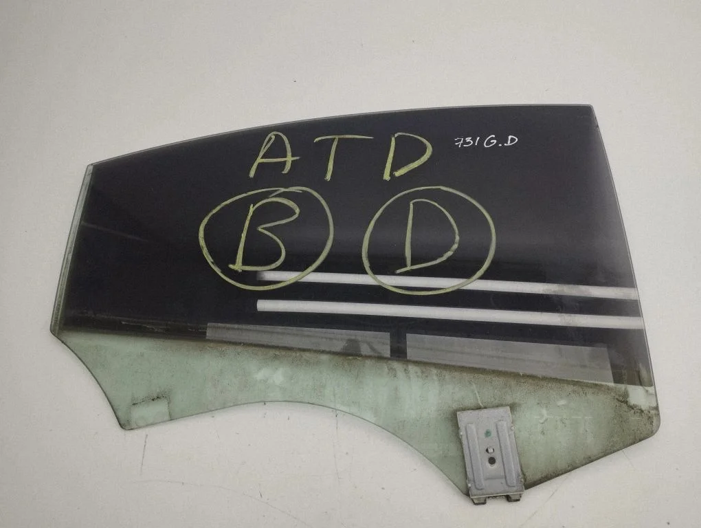 Rear door window glass – right