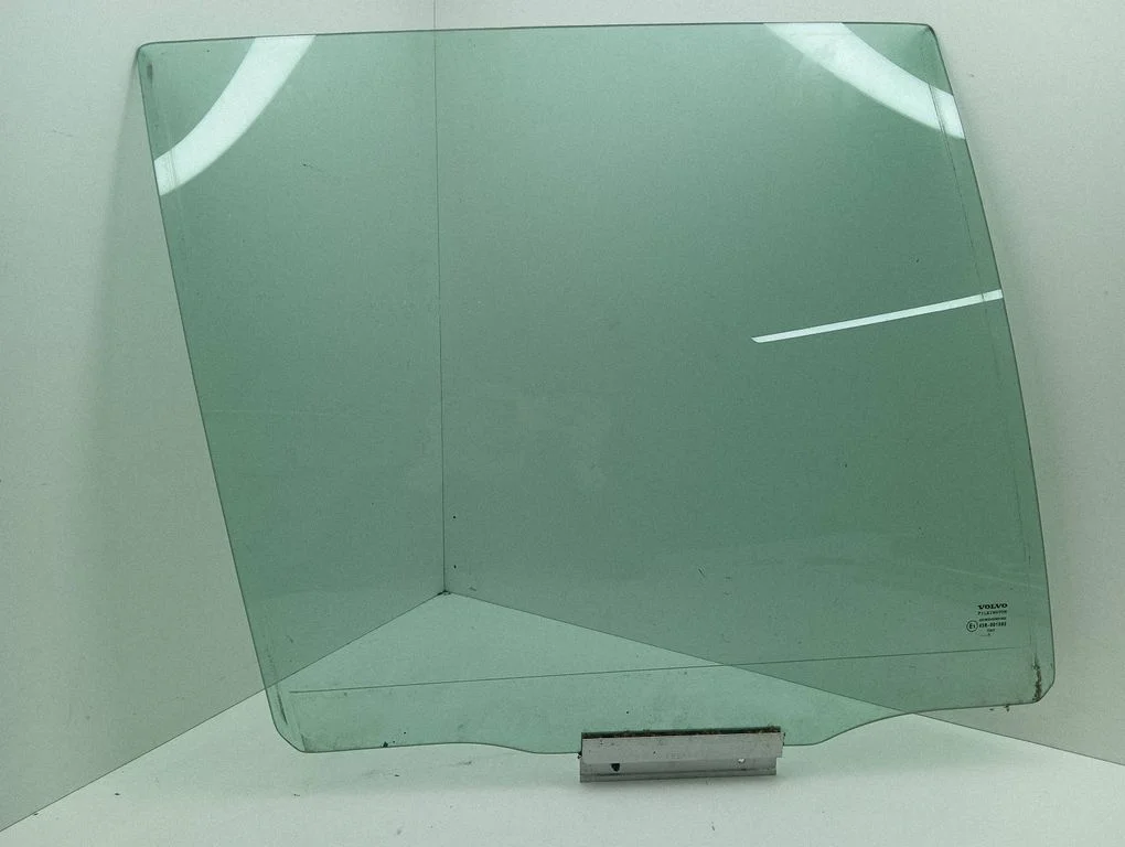 Rear door window glass 43R001582