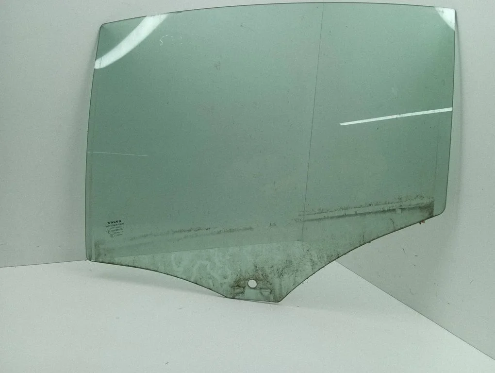 Rear door window glass 43R001105