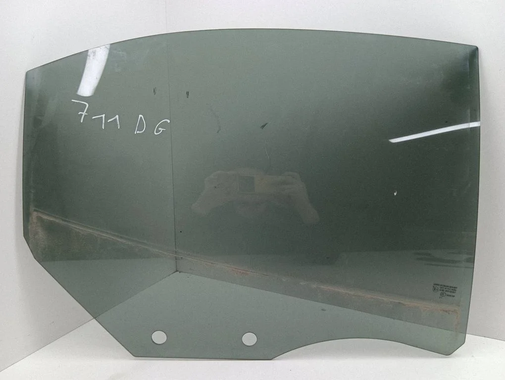 Rear door window glass 43R0012087
