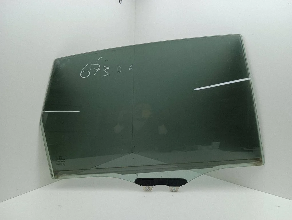 Rear door window glass 43R00049
