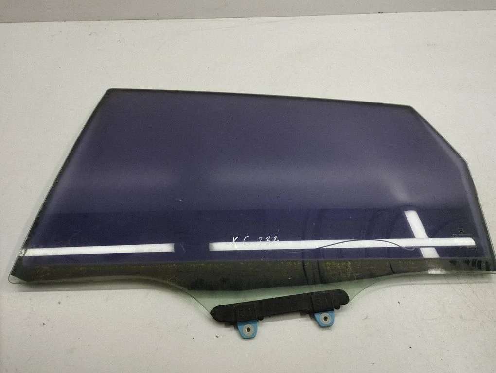 Rear door window glass 43R00048