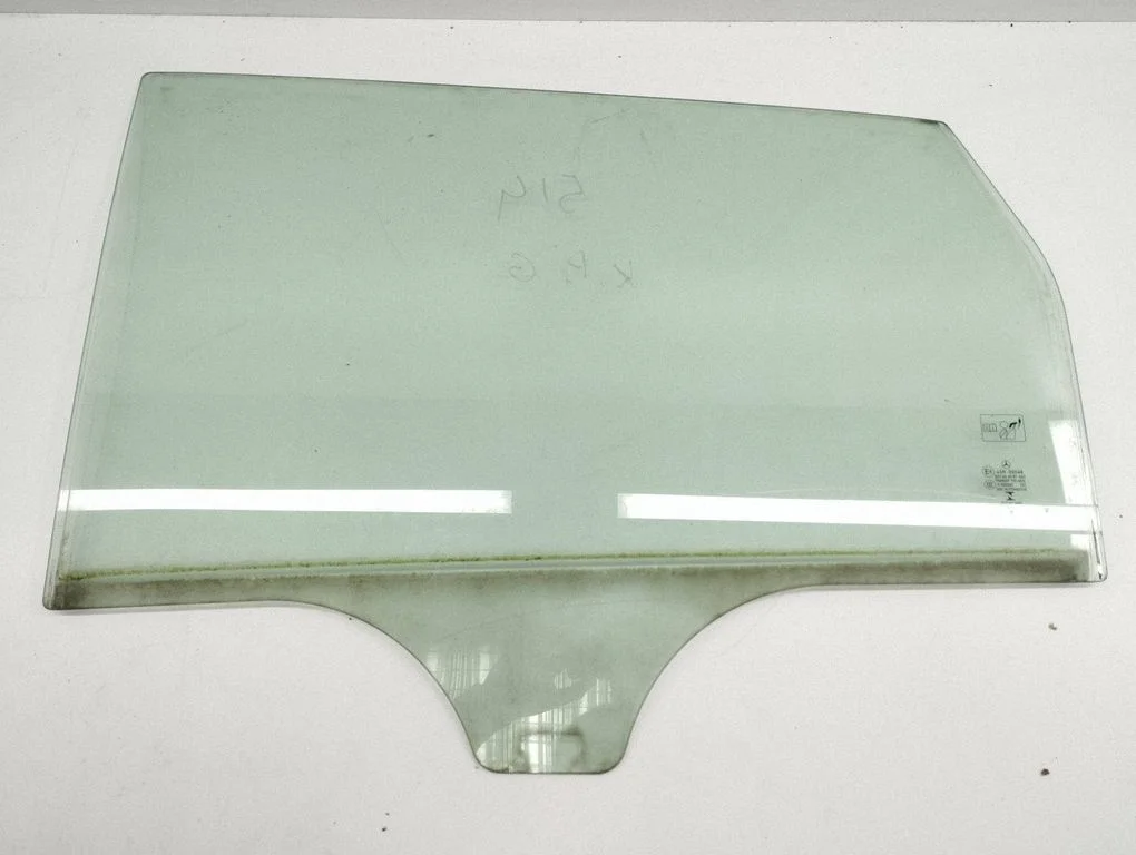 Rear door window glass 43R00048
