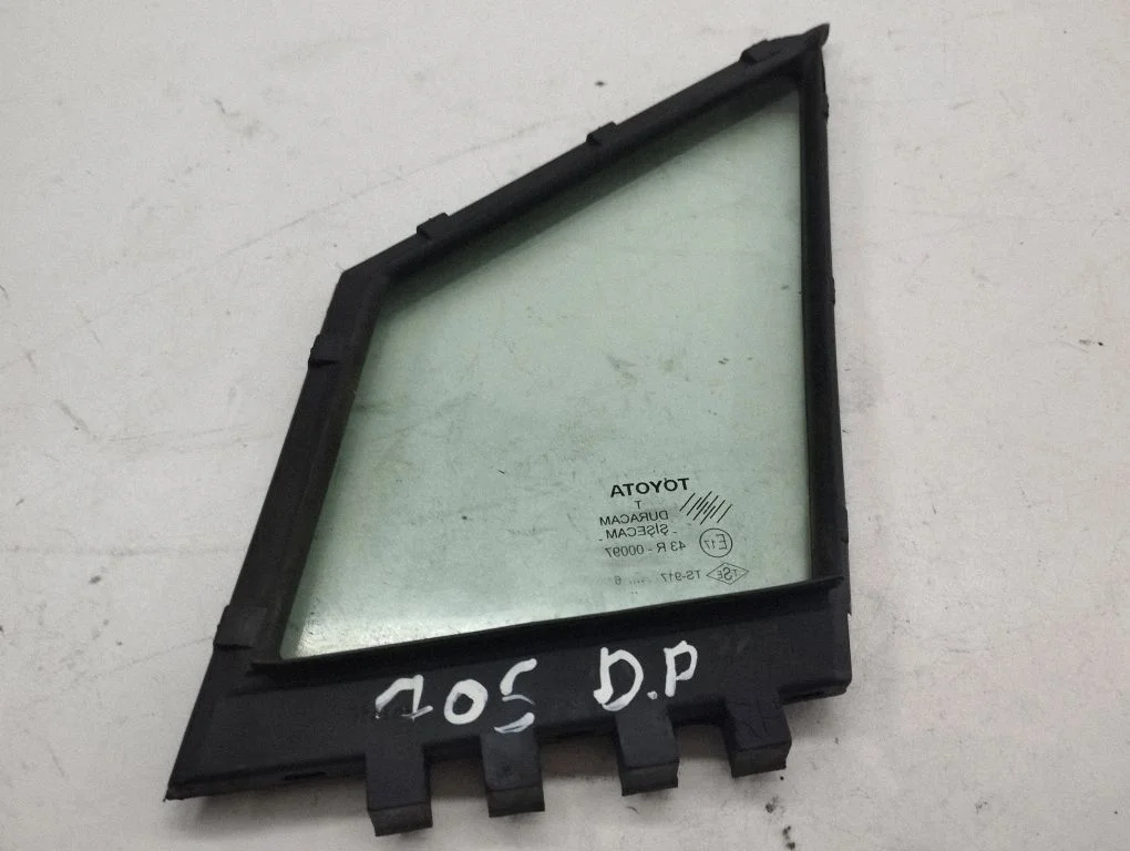 Front door vent window glass four-door 682150F010