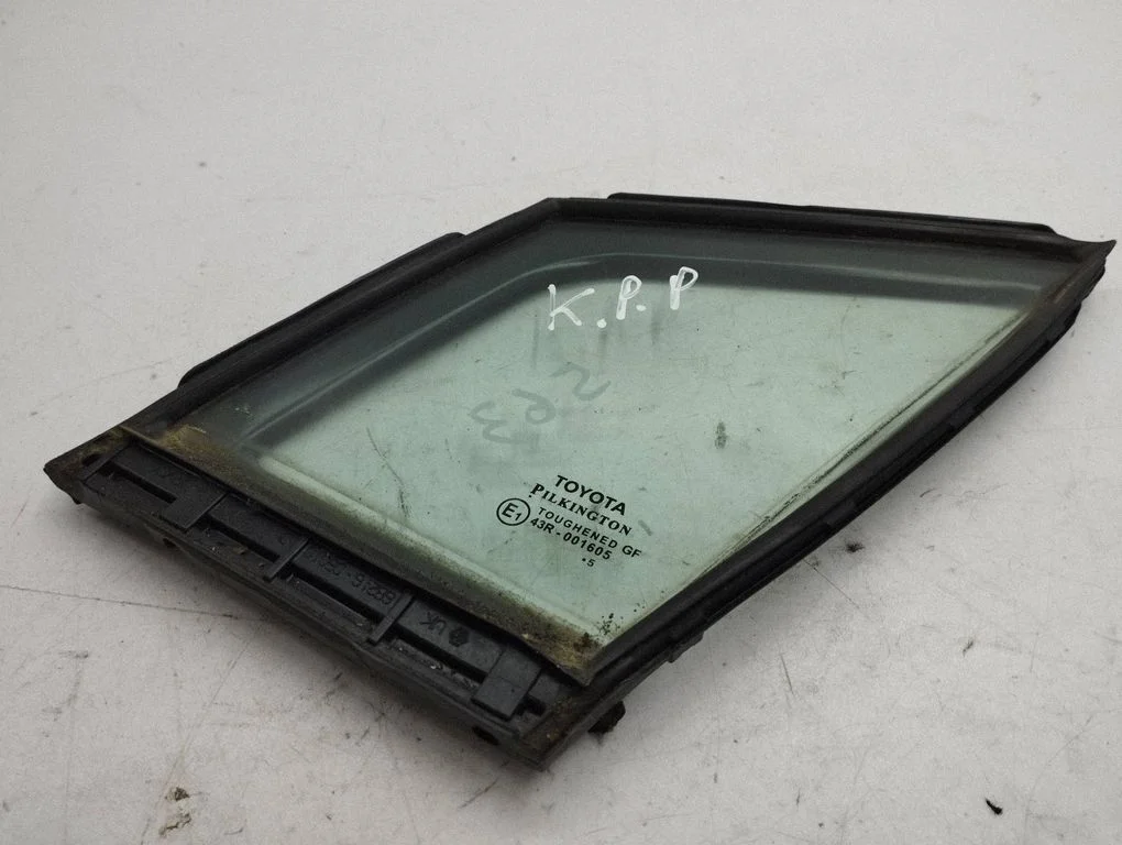 Front door vent window glass four-door 43R001605