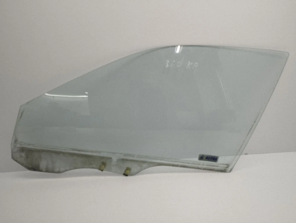 Front door window glass four-door 43R00014
