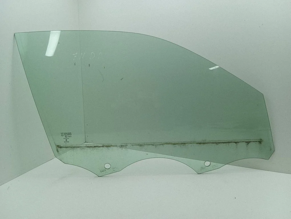 Front door window glass four-door DOT39AS2M34