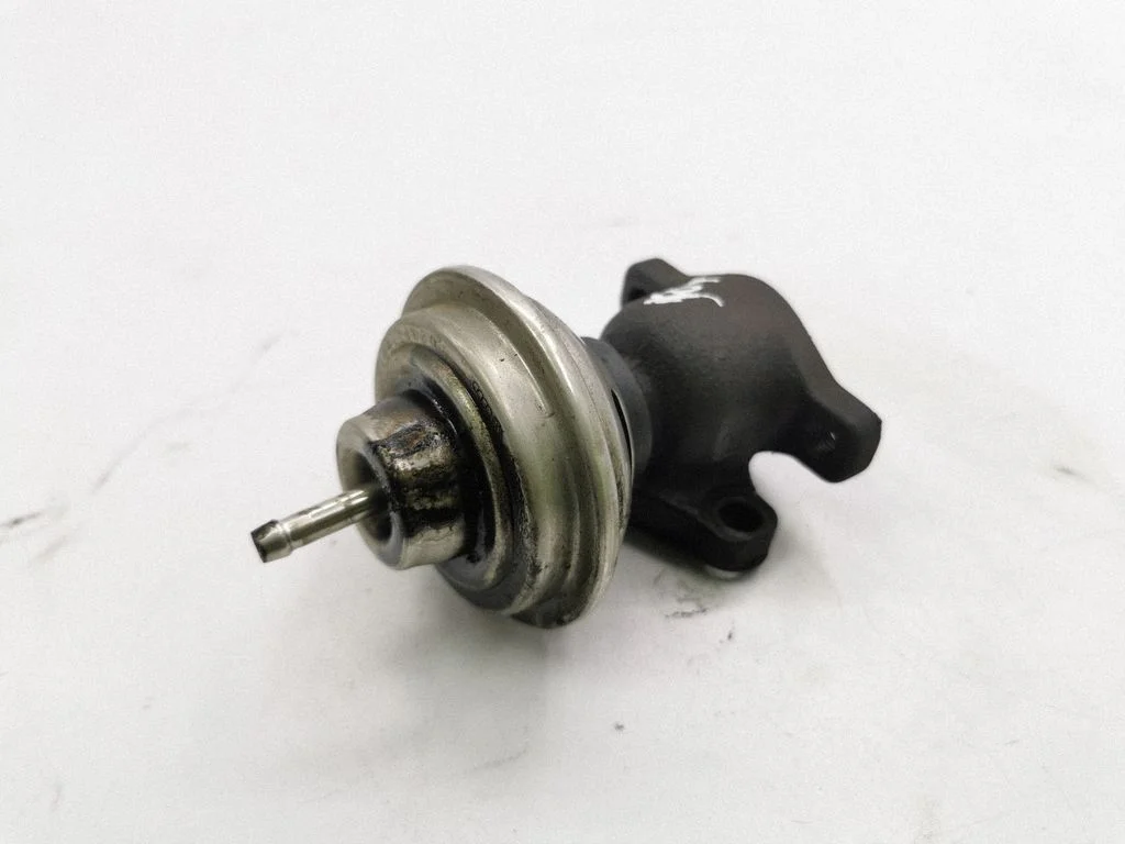 EGR valve 028131501E