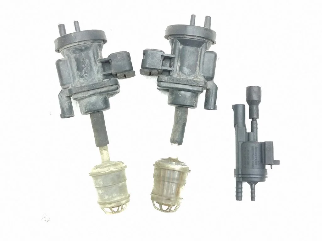 Vacuum valve