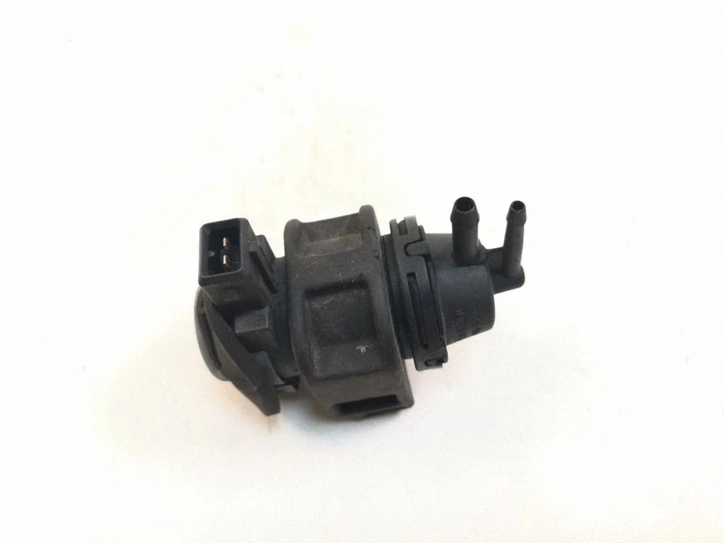 Vacuum valve