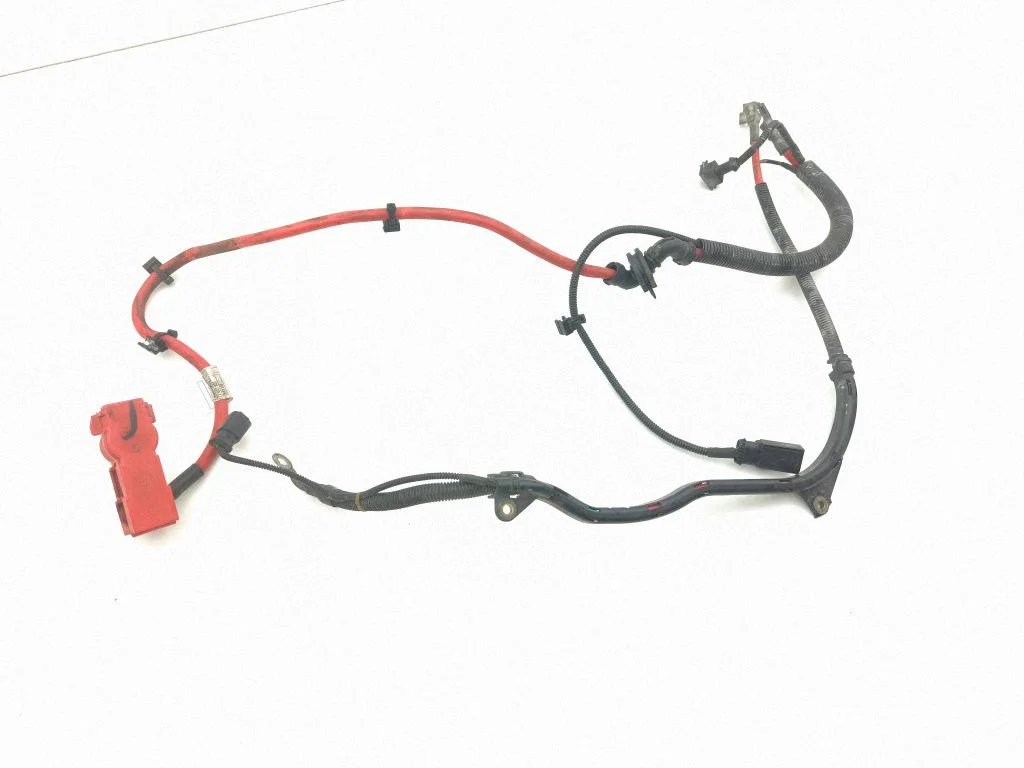Przewód plusowy (akumulatora) – Mini One - Cooper Coupe R56 (2005-2014)