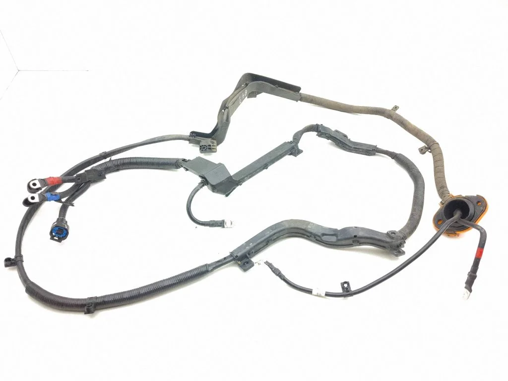 Positive cable (battery) 91671G4180