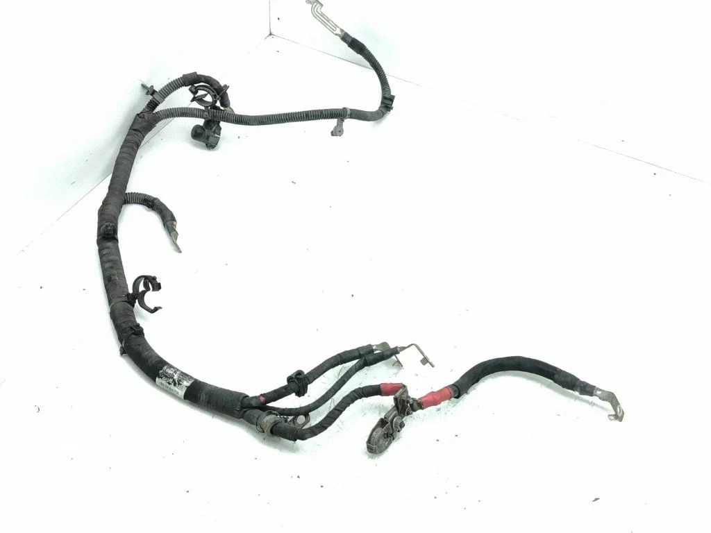 Positive cable (battery) 68165483AE