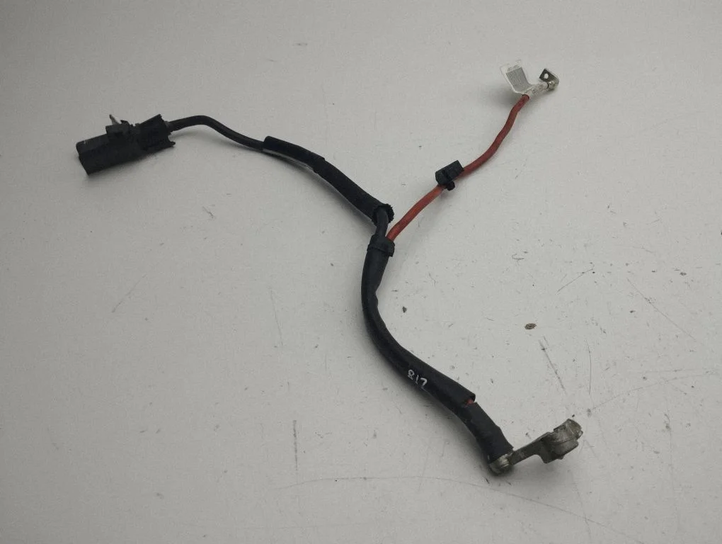Positive cable (battery) – Volkswagen T-Roc (2017-2025)