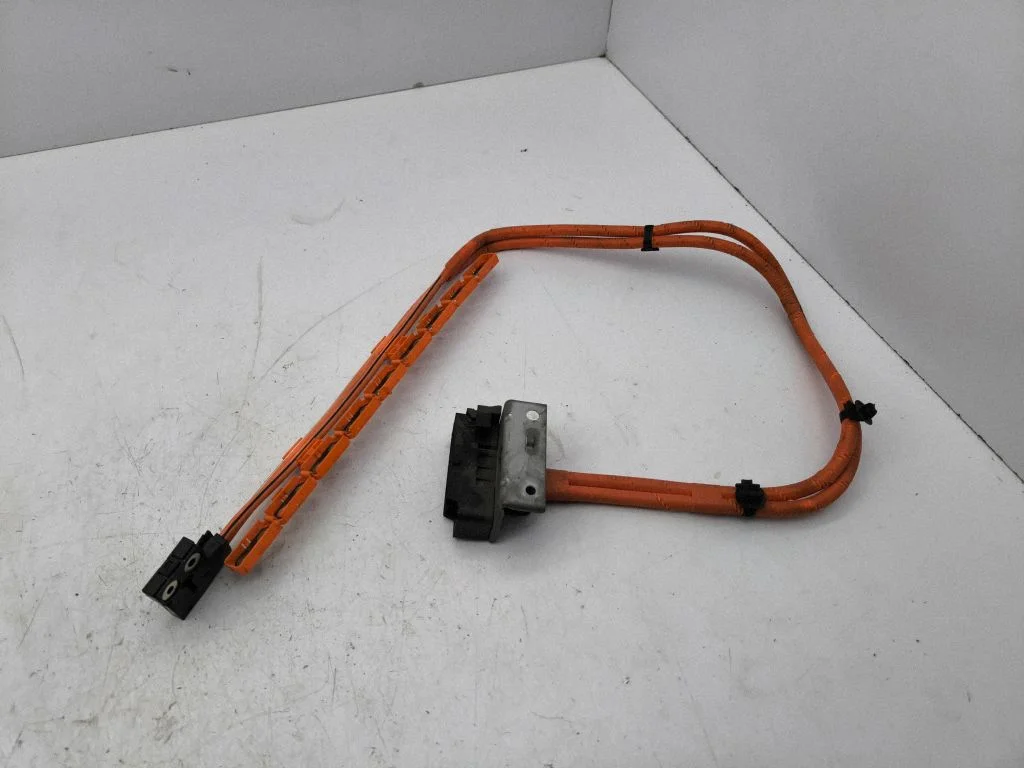 Positive cable (battery) G383030010A