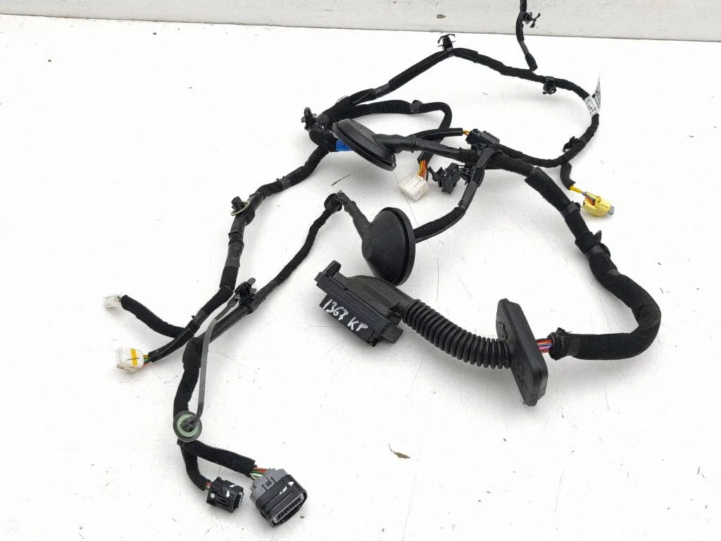 Esiukse juhtmestik 91610A0540