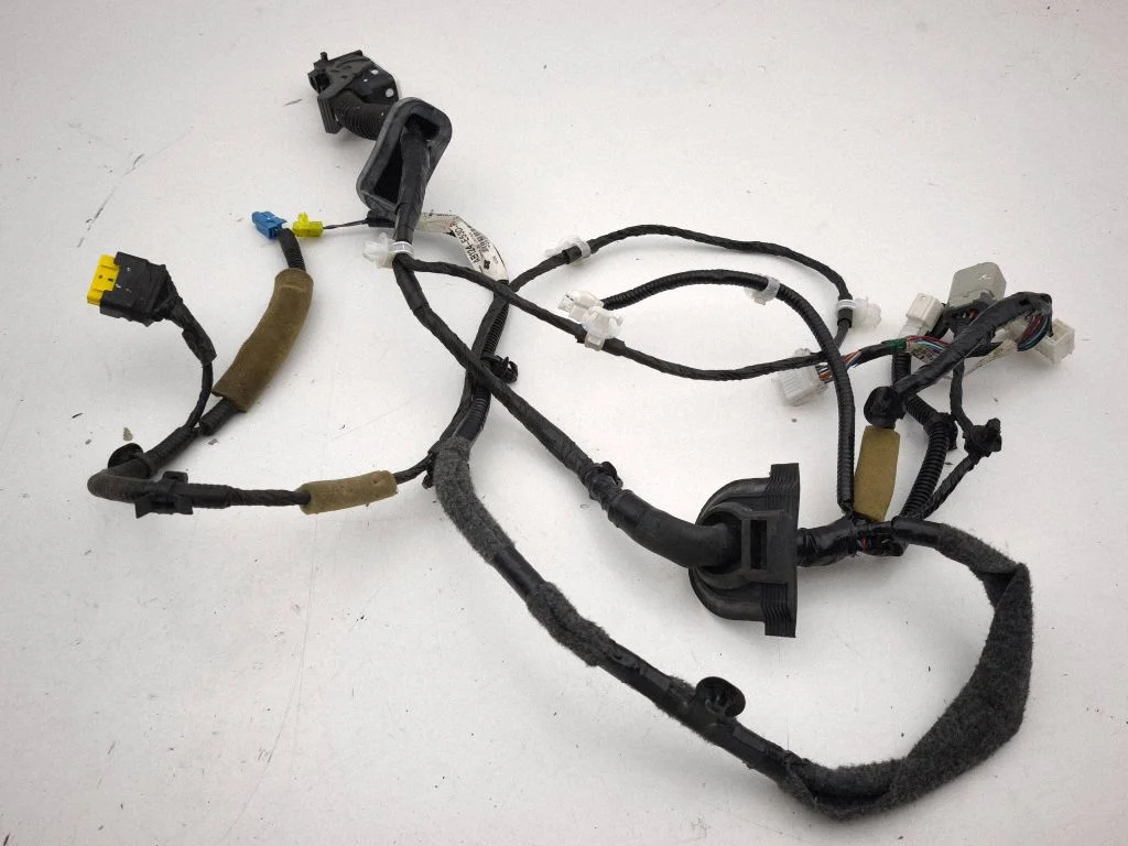 Front door wiring loom AB124E53D