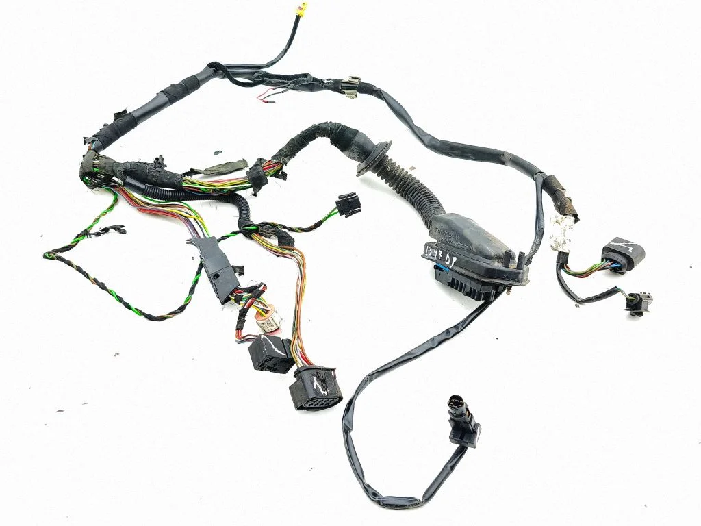 Esiukse juhtmestik – Porsche 911 996 (1997-2005)