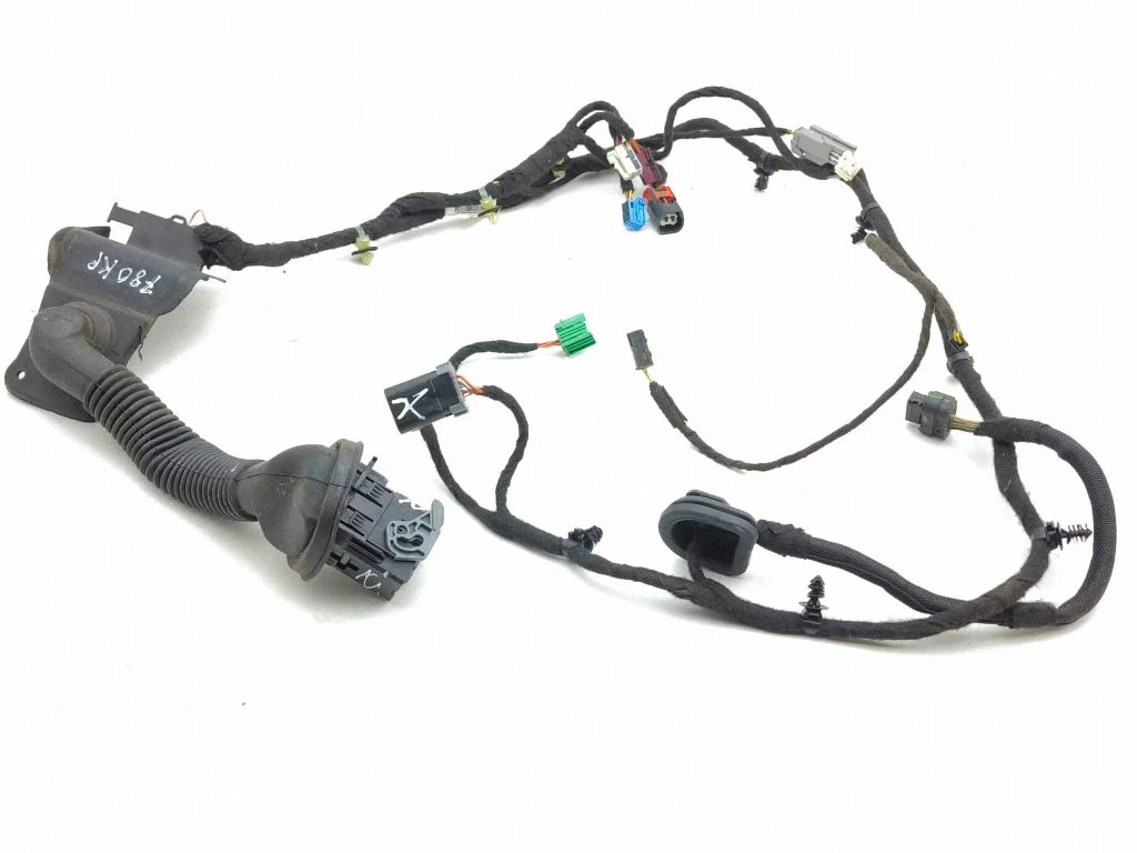 Esiukse juhtmestik – Jeep Grand Cherokee (2010-2021)