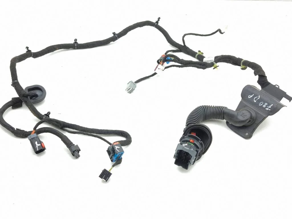 Esiukse juhtmestik – Jeep Grand Cherokee (2010-2021)