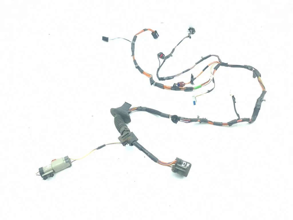 Esiukse juhtmestik – Chrysler Voyager (2004-2007)