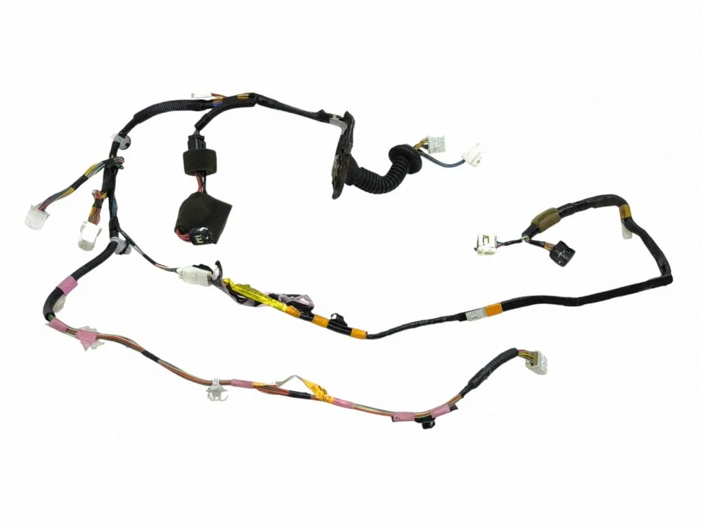Esiukse juhtmestik – Lexus GS 300 350 430 450H (2005-2012)