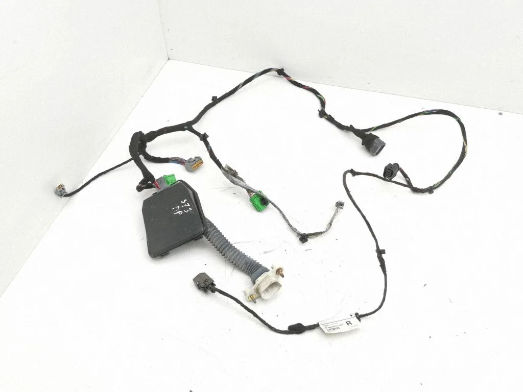 Esiukse juhtmestik D9452431006