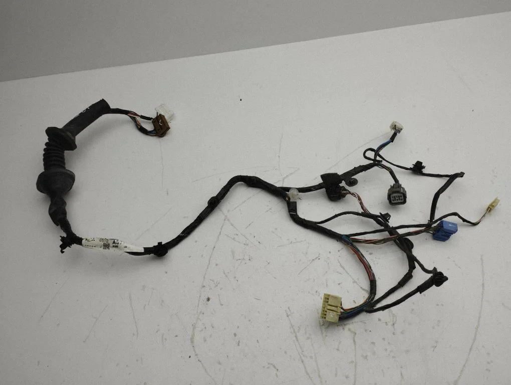 Front door wiring loom 8512A377