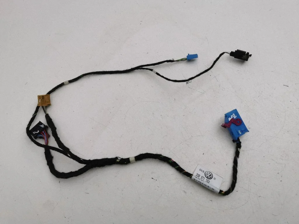 Esiukse juhtmestik 2GB971153