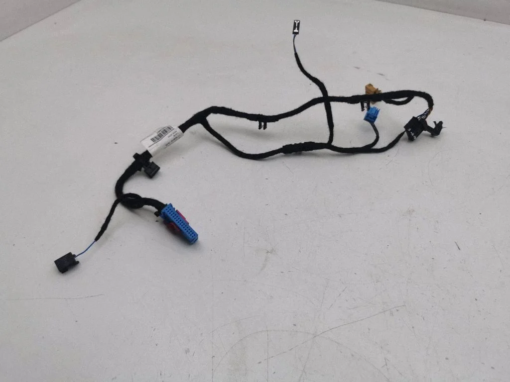 Front door wiring loom 82G971035B
