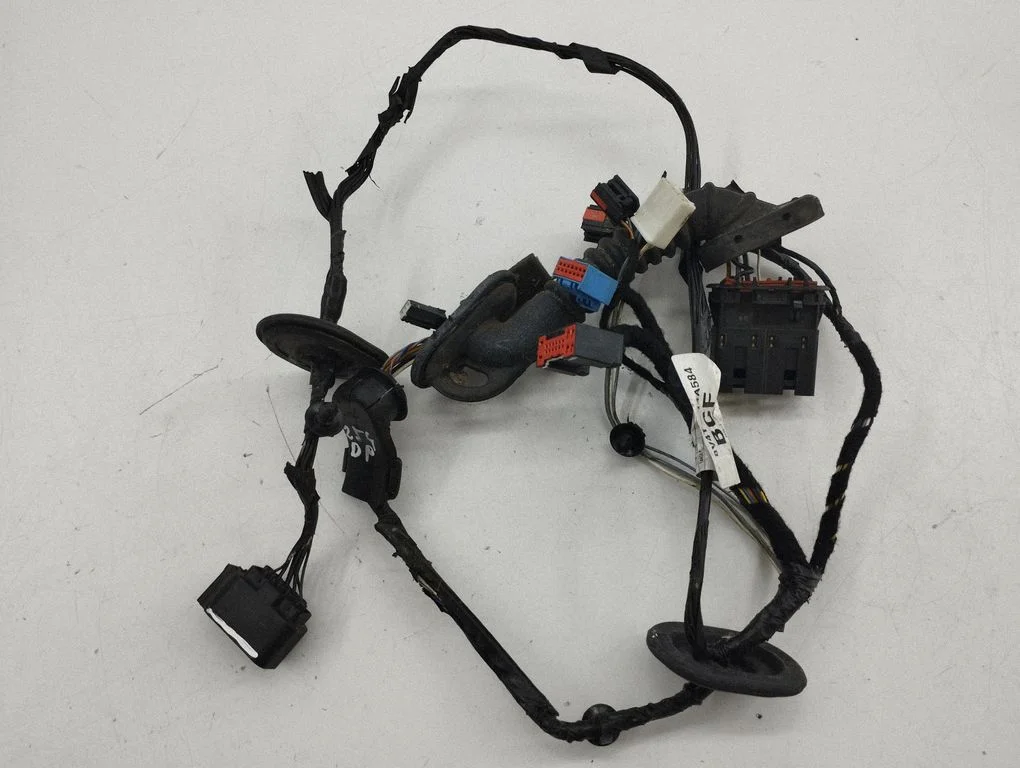 Esiukse juhtmestik 6M5T14A390PA