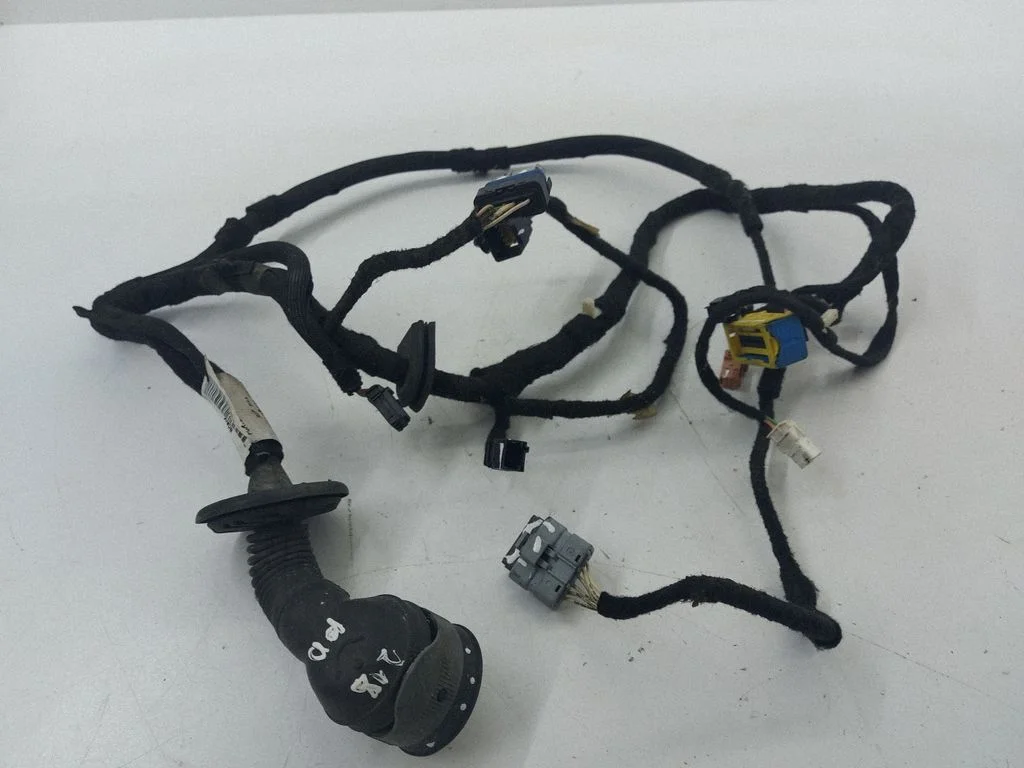 Esiukse juhtmestik – Citroen C5 (2008-2016)