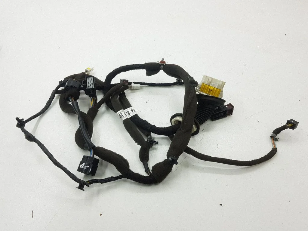 Front door wiring loom – front right