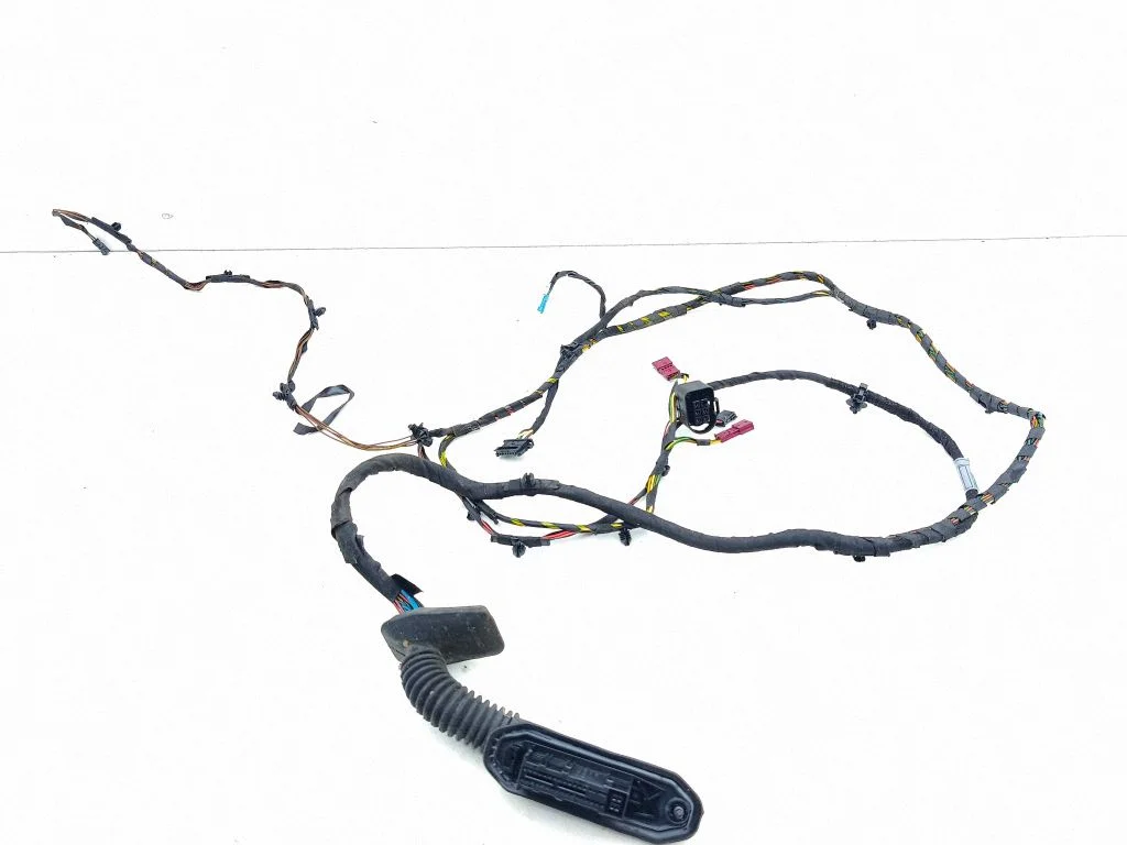 Tagaukse juhtmestik – Mini Cooper Countryman R60 (2011-2016)