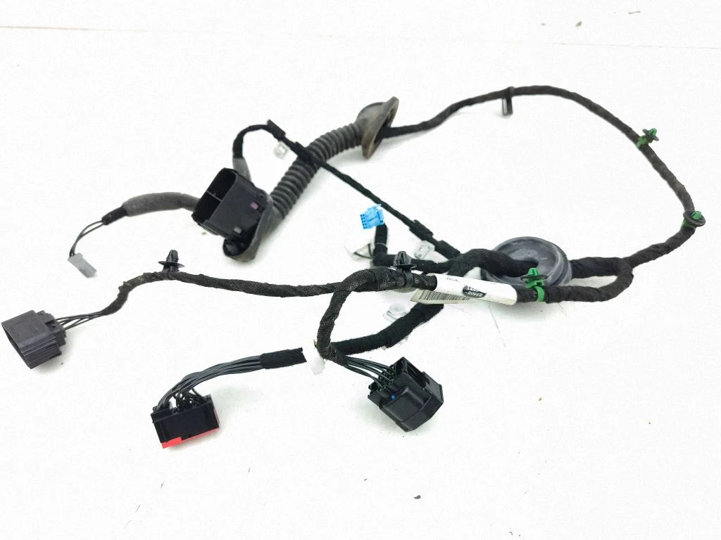 Rear door wiring loom A50020684