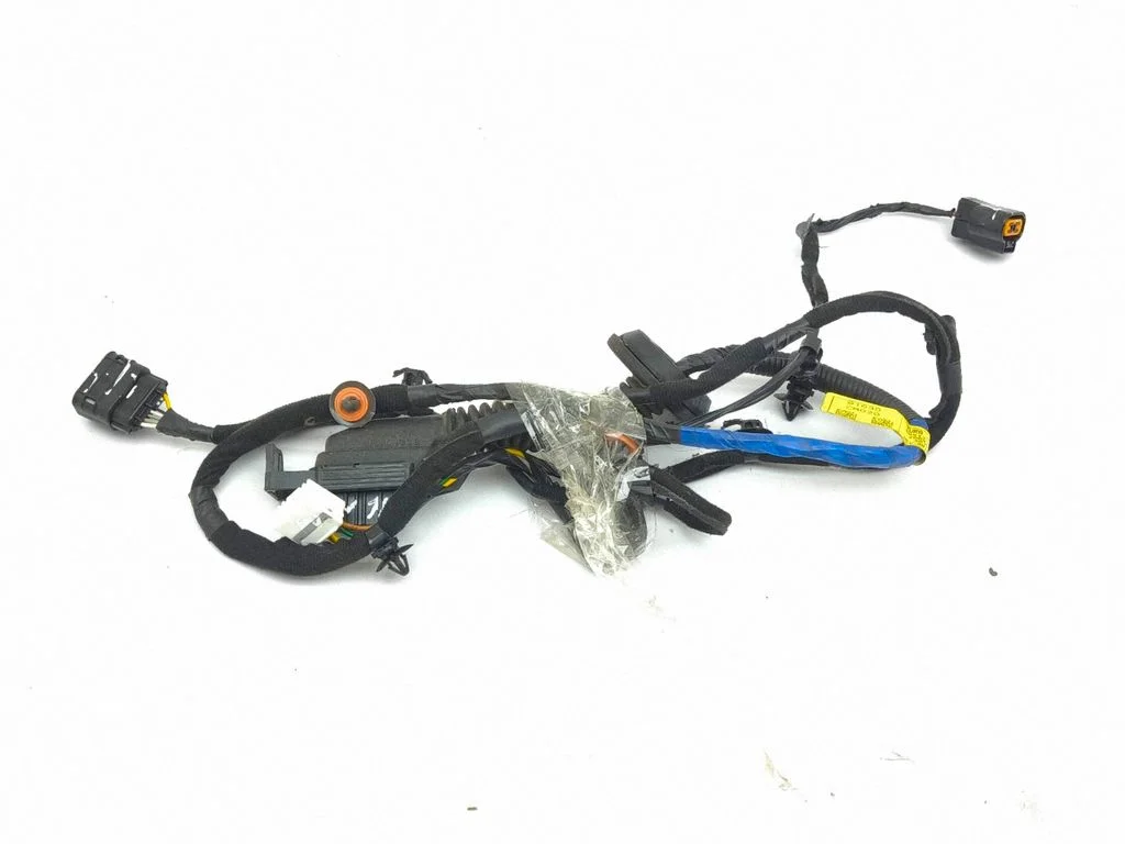 Tagaukse juhtmestik 91630CM020