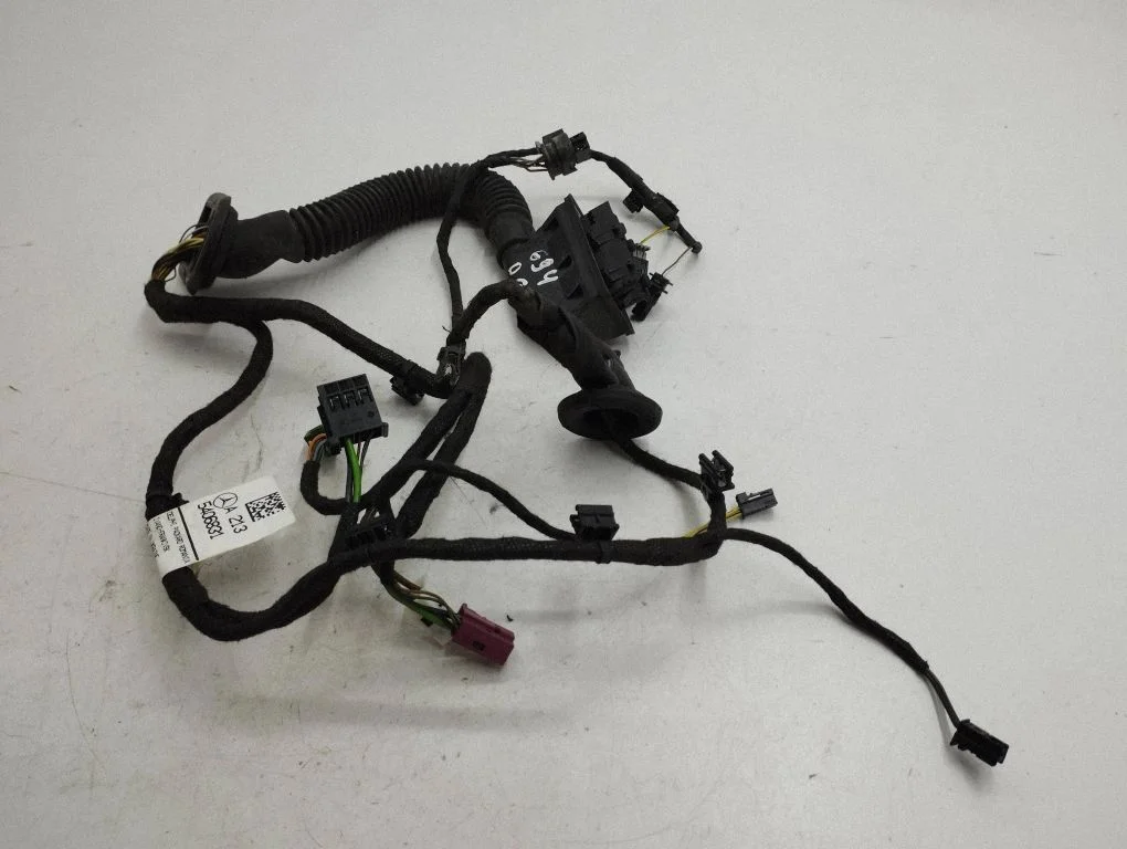 Rear door wiring loom A2135406831