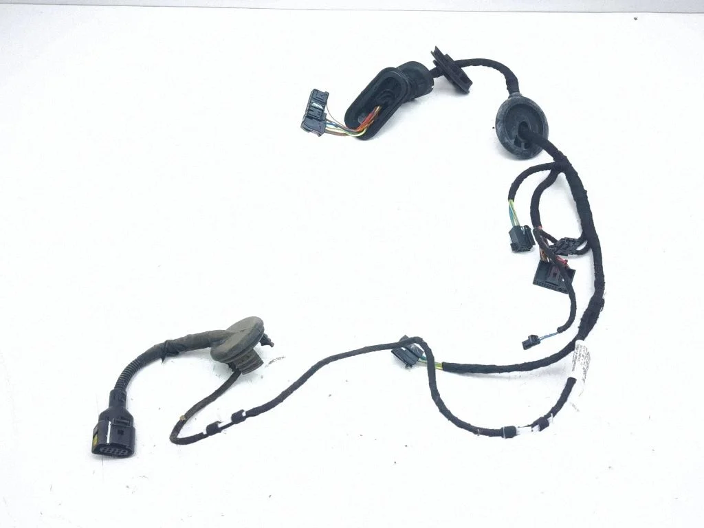 Tagaukse juhtmestik 4L0971687K