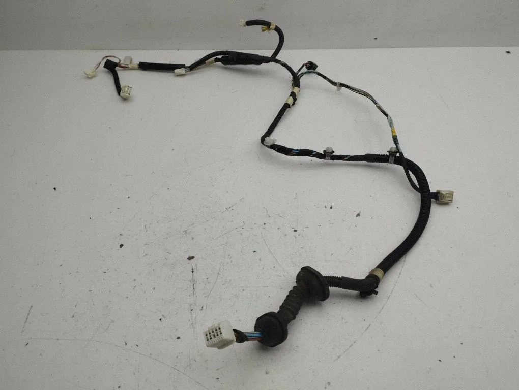 Rear door wiring loom 8215353040C