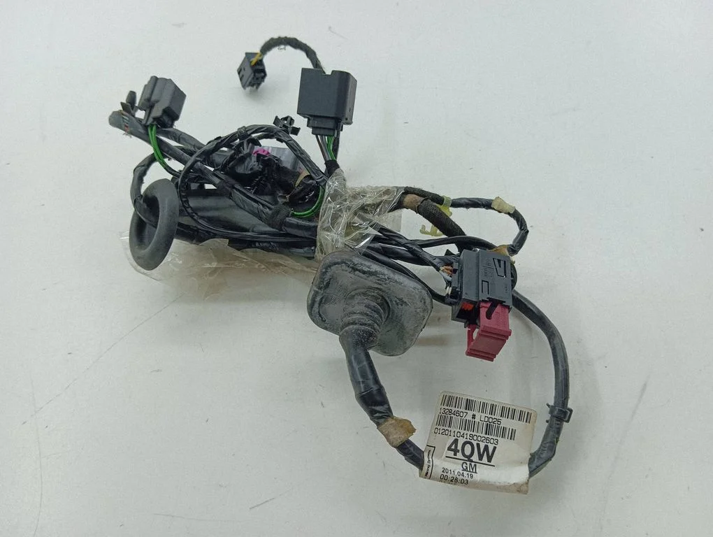 Rear door wiring loom – Opel Astra H (2004-2012)