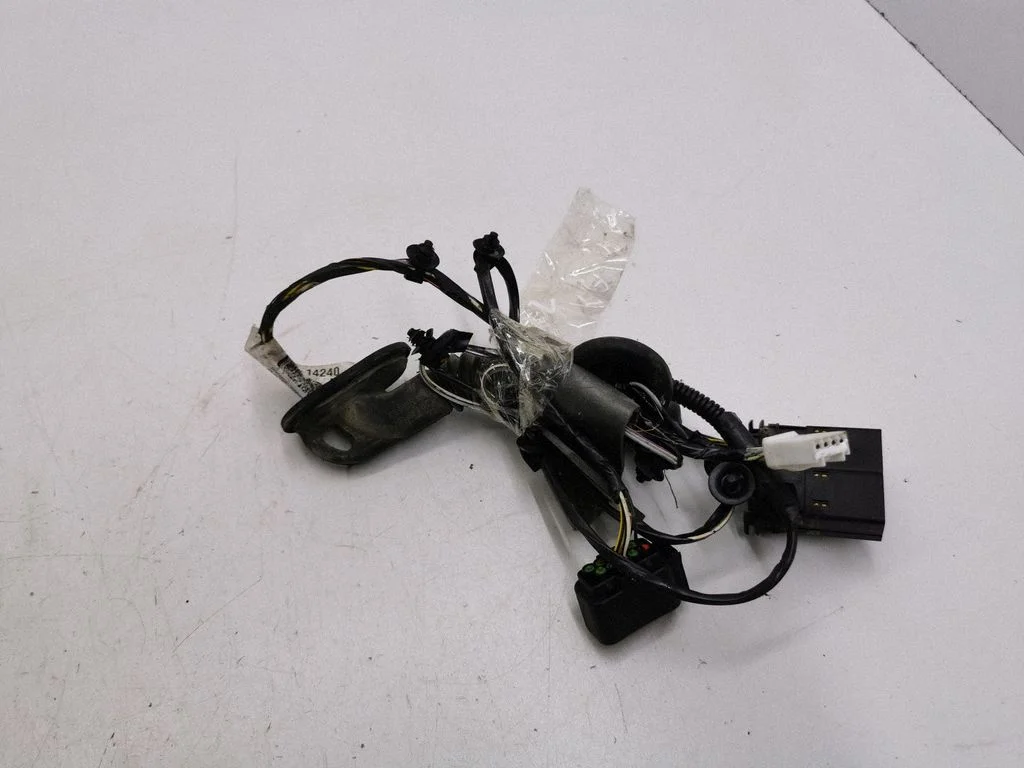 Rear door wiring loom 3M5T14240