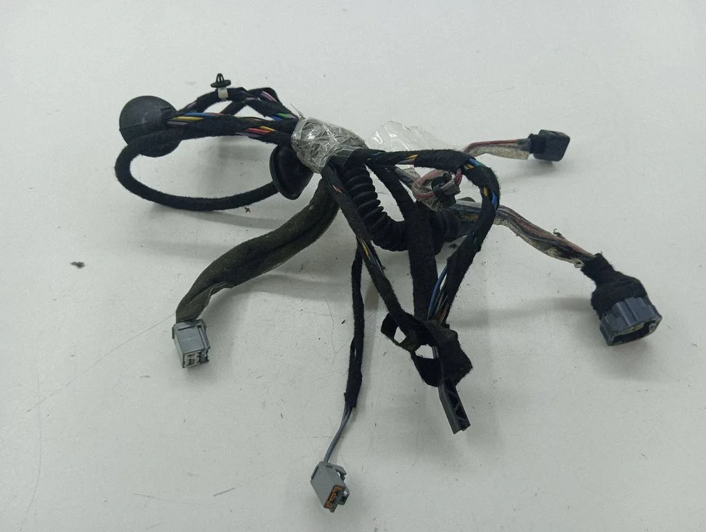 Rear door wiring loom 8688439