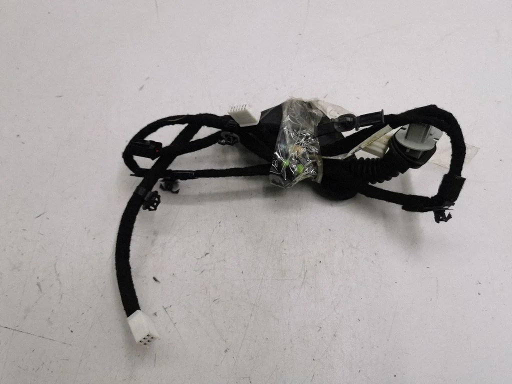 Tagaukse juhtmestik – Mazda CX-5 (2012-2017)