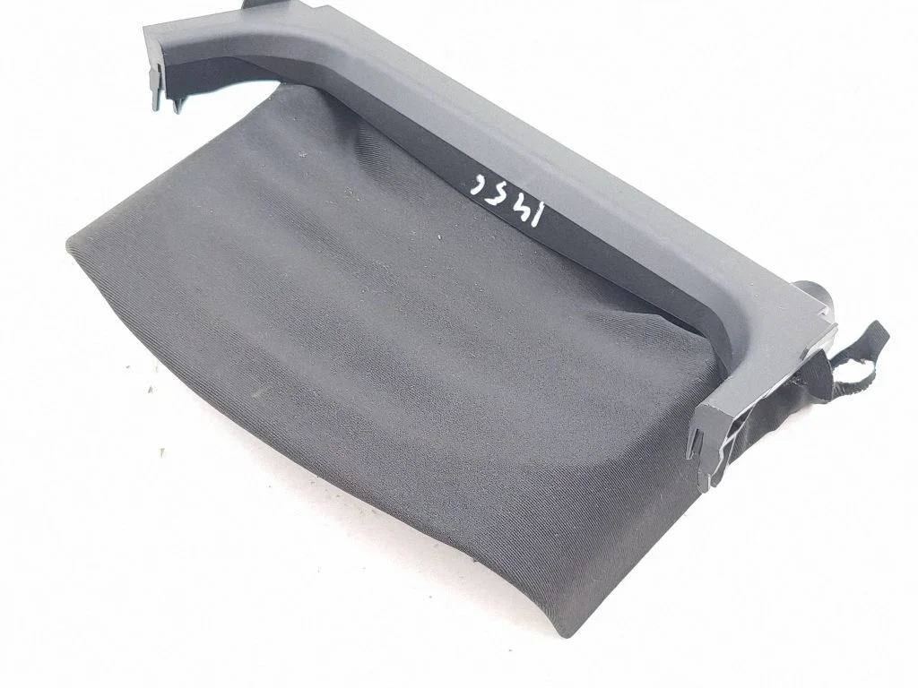 Steering wheel column trim 9496541