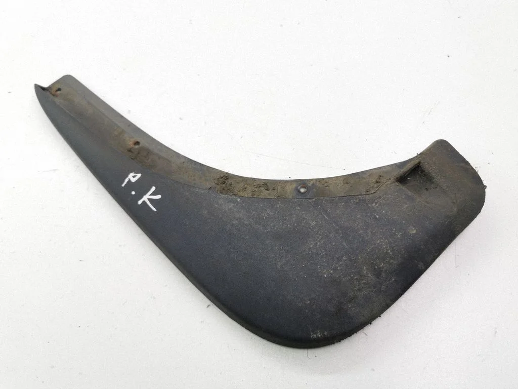 Front mudguard – left